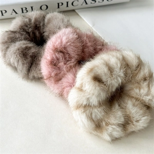 Lot de chouchous en fausse fourrure de vison rose, marron et crème pour l'automne