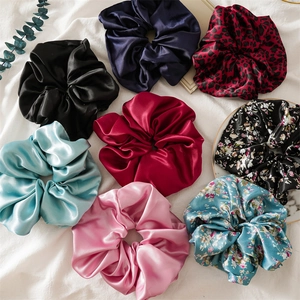 Lot de 8 grands chouchous en satin à fleurs et couleurs unies avec éclat de soie