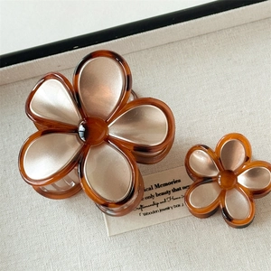 Lot de pinces à cheveux fleur ambre rétro avec motif écailles et pétales nacrés