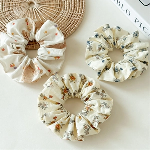 Chouchous en Tissu Imprimé Floral et Ours Haute Élasticité Élastiques à Cheveux Faits à Main Accessoires de Mode pour Femmes Filles