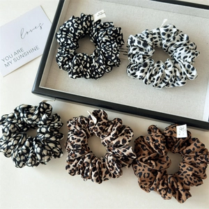 Leopard Print Elastic Fabric Hair Scrunchies For Women Fashionable Animal Pattern Large Loop Hair Ties Daily Headwear Jewelry