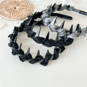 Women Elegant Non-Slip Volumizing Headband With Teeth Pleated Fabric Satin Rhinestone Hair Hoop For Face Washing Daily Wear