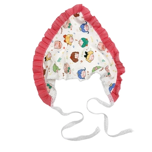 Chapeau de soleil bébé avec imprimés cartoon, volants à carreaux rouges et dentelle