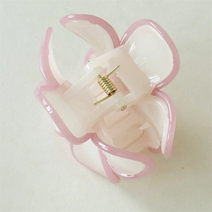 Pince à cheveux fleur rose et blanche avec ressort en métal doré pour femmes