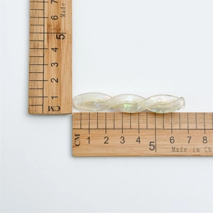 Iridescent 8cm acetate twisted hair clip for women with elegant spiral hair accessory design