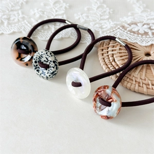 Chouchou en Acétate avec Bouton Marbré Boucle Ronde en Résine Minimaliste Élastique à Cheveux Femme Élégant Queue de Cheval