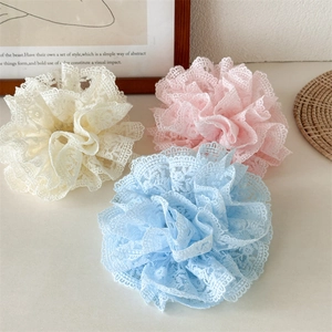 Choucou en Dentelle Hortensia à Double Couche Français Élégant Balletcore Plissé Nuage Attaches de Cheveux Fait à la Main Doux