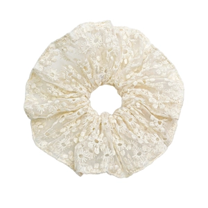 Chouchou élégant en dentelle blanc cassé avec broderie florale et haute élasticité