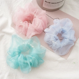 Chouchous élégants en organza avec perles blanches en rose, bleu clair et vert menthe