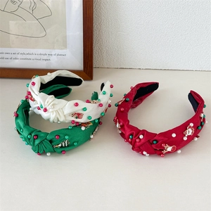 Christmas Knot Satin Headband With Faux Artificial Pearls Reindeer Santa Enamel Charms Festive Wide Hairband For Women Party Hair Accessories