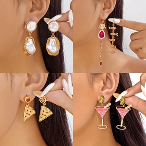Boucles d'Oreilles Asymétriques Vintage Chat Poisson Gland Boucles d'Oreilles Pizza Cœur Bijoux Créatifs pour Femmes