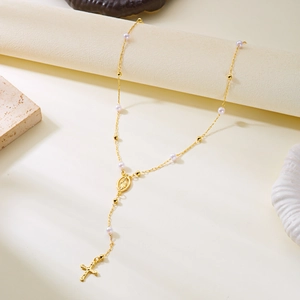 Goldene Halskette mit Maria-Medaillon, Kreuzanhänger und Perlen im Vintage-Religionsstil