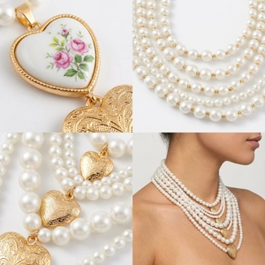 Collier de perles baroques multicouches avec pendentif cœur floral en porcelaine et breloques
