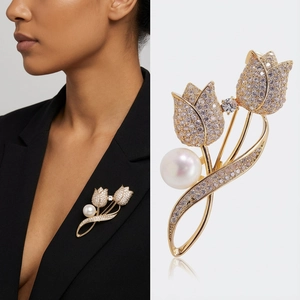 Broche Fleur de Tulipe Élégante pour Femmes Broches Incrustées de Strass Brillants Avec Künstliche Perle d'Imitation Bijoux de Fête de Mariage