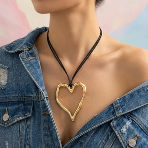 Modern Large Irregular Hollow Heart Pendant Necklace Wax Rope Chain Liquid Metal Style Aesthetic Jewelry For Women