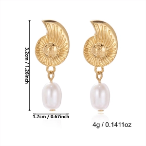 Detailed view of golden seashell and pearl earrings with 3.2cm height specifications