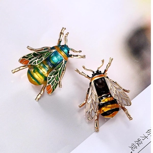 Exquisites Bienen-Broschen-Set mit bunter Emaille-Malerei und goldener Legierung