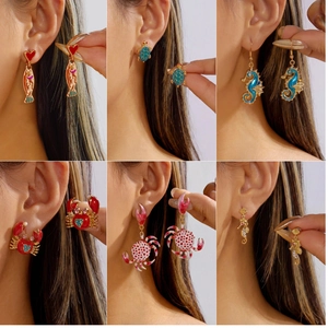 Ocean Animal Enamel Earrings Set For Women Zinc Alloy Seahorse Crab Turtle Stud Earrings Summer Resort Jewelry Accessory