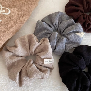 Maillard Style Ribbed Knit Hair Scrunchie For Women Large Elastic Hair Ties Elegant Solid Color Soft Fabric Hair Accessories