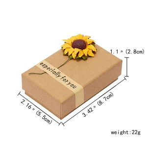 Brown kraft jewelry box dimensions showing 8.7cm length with a decorative sunflower