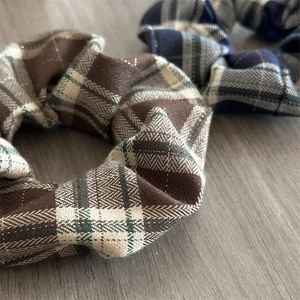 British style red checkered hair scrunchie set with glitter thread for hair buns