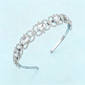 Serre-tête Couronne en Alliage Vintage avec Strass pour Femme Design Ajouré Cristal Accessoires Cheveux Mariage Banquet Fête
