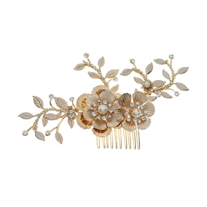 Golden bridal flower hair comb with pearls and rhinestones for wedding hair accessories