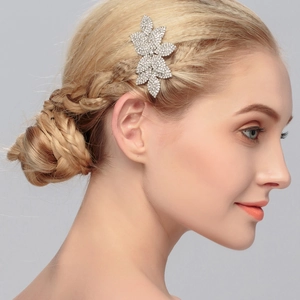 Eleganter Braut-Haarkamm mit silbernen Strasssteinen im Blatt-Design für Hochzeitsfrisuren