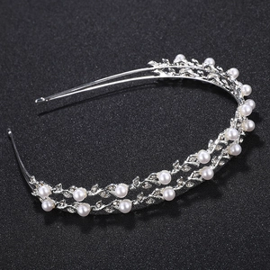 Elegant double-layered silver headband with delicate leaf texture and white pearls