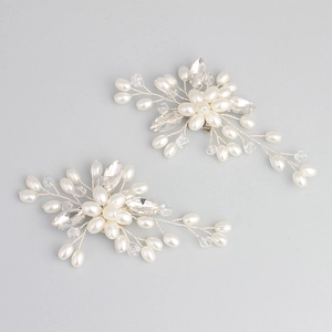 Elegant pair of handmade pearl and crystal shoe buckles featuring white water drop pearls