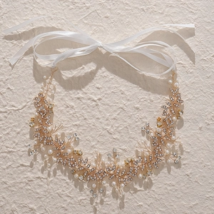 Serre-tête de mariée élégant avec cristaux faits main perles et feuilles dorées