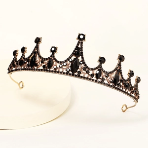 Baroque Rhinestone Crown Alloy Bridal Tiara For Women Wedding Party Luxury Retro Hollow Out Flower Design Hair Accessories