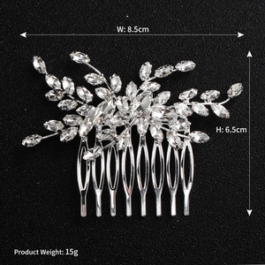 Peigne à cheveux de mariée argenté avec strass, dimensions 8,5 cm de large et 6,5 cm