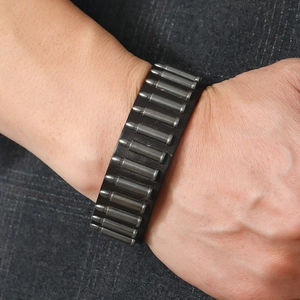 Bracelet punk en cuir pour homme avec rivets balles argentées sur large bande noire