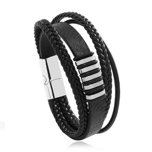 Bracelet multicouche en cuir pour homme avec anneaux argentés et fermoir magnétique
