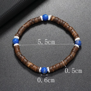 Vue détaillée d'un bracelet ethnique en turquoise et coco avec mesures de taille