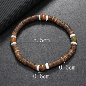 Détails d'un bracelet de perles fait main avec disques en noix de coco et dimensions
