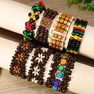 Bracelet Bohème en Perles de Bois Naturel Multicouche Style Ethnique Vintage Corde Élastique Bijoux Rasta Homme Femme