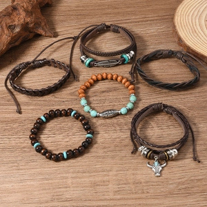 Ensemble de bracelets rétro pour hommes avec pendentifs tête de taureau et plumes