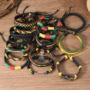 Ensemble de bracelets bohèmes multicouches style Rasta avec charms arbre de vie