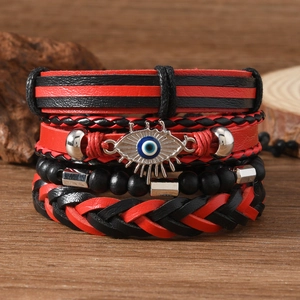 Bracelet multicouche bohème en cuir avec breloques lion et œil bleu pour homme