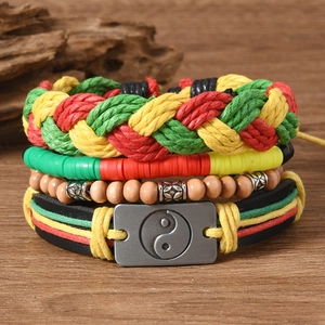 Set de bracelets bohèmes multicolores Rasta avec plaque gravée symbole Yin Yang