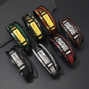 Herren Punk Mehrlagig Geflochtenes PU Leder Armband Mit Legierung Schlange Anhänger Personalisiertes Cobra Armreif Modeschmuck