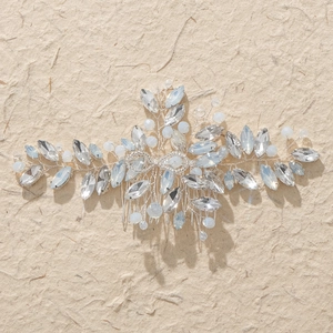 Peigne à cheveux de mariée avec perles de cristal et perles blanches sur fil d'argent