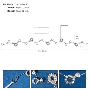 Détails du bandeau en strass argenté montrant le motif de vigne et dimensions 30cm