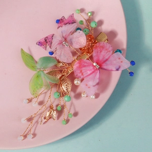 Barrette papillon exquise avec perles de cristal colorées et ailes en tulle
