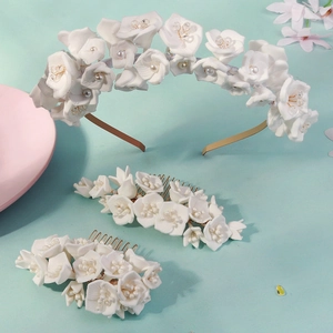 Serre-Tête de Mariée en Fleur de Polystyrène Blanche Künstliche Perle d'Imitation Peigne en Alliage Doré Accessoires Cheveux de Mariage