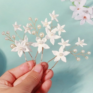 Set of 3 handmade floral bridal hair pins with white clay flowers and pearls on gold pins