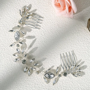 Vite per capelli da sposa in argento con strass marquise e elegante design a foglia
