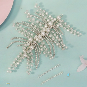 Elegant bridal headband with pearls and leaf beads, handcrafted silver hair jewelry set